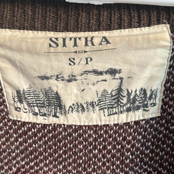 Sitka cardigan (ecologyst) - Picture 2 of 3